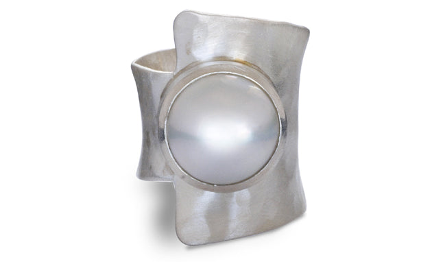 Mabe pearl ring