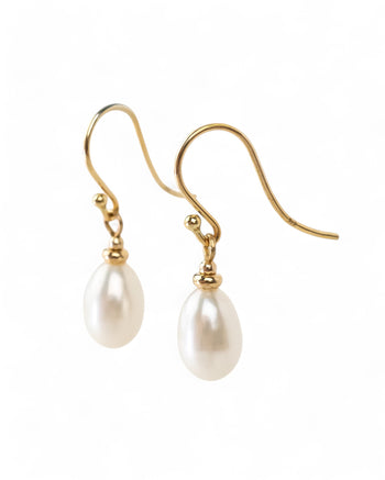 Simple Pearl Drop Earrings Earrings Pruden and Smith   