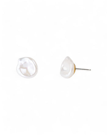 Keshi Pearl Stud Earrings Earrings Pruden and Smith   