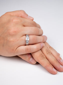 Art Deco Diamond Platinum Ring Ring Pruden and Smith   