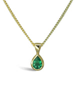 Pear-Shaped 9ct Gold Emerald Pendant Pendant Pruden and Smith 9ct White Gold 7x5mm 